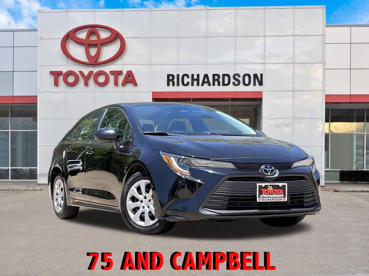 Used 2025 Toyota Corolla LE FWD image 1