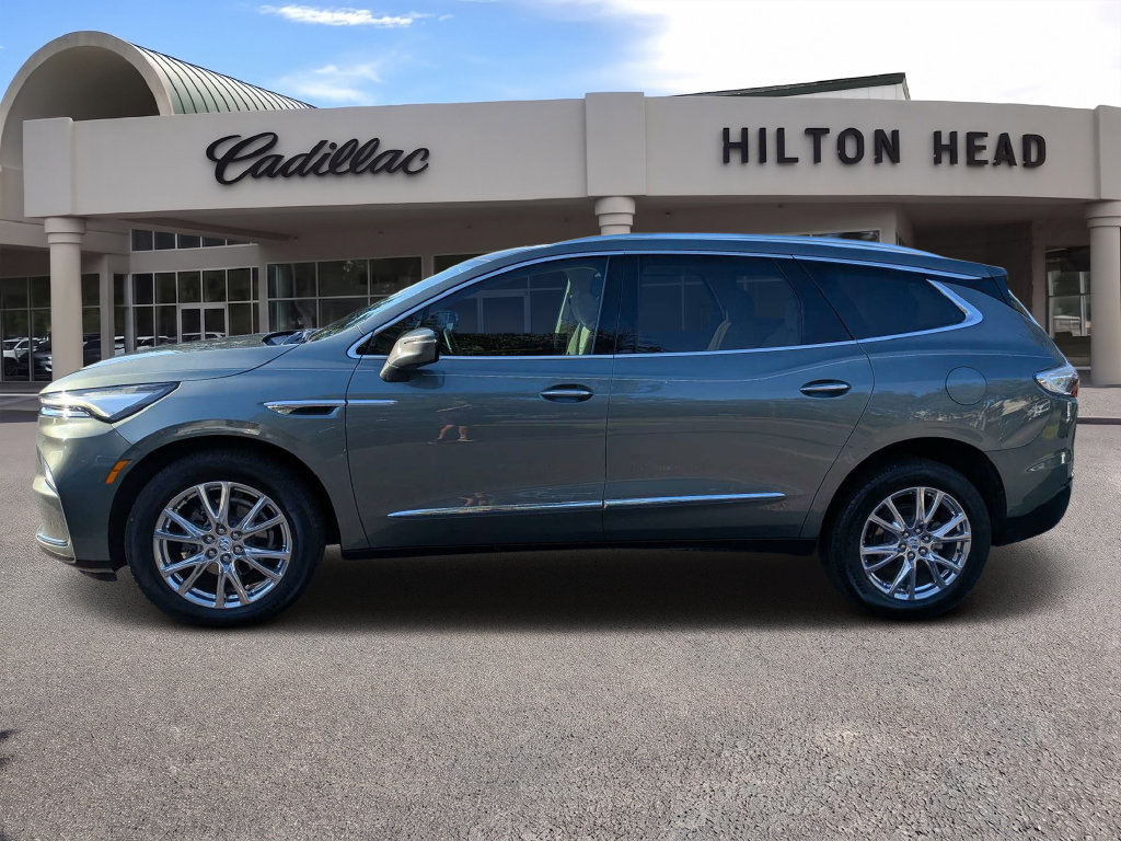 Used 2023 Buick Enclave Essence w/ Experience Buick Package FWD image 6