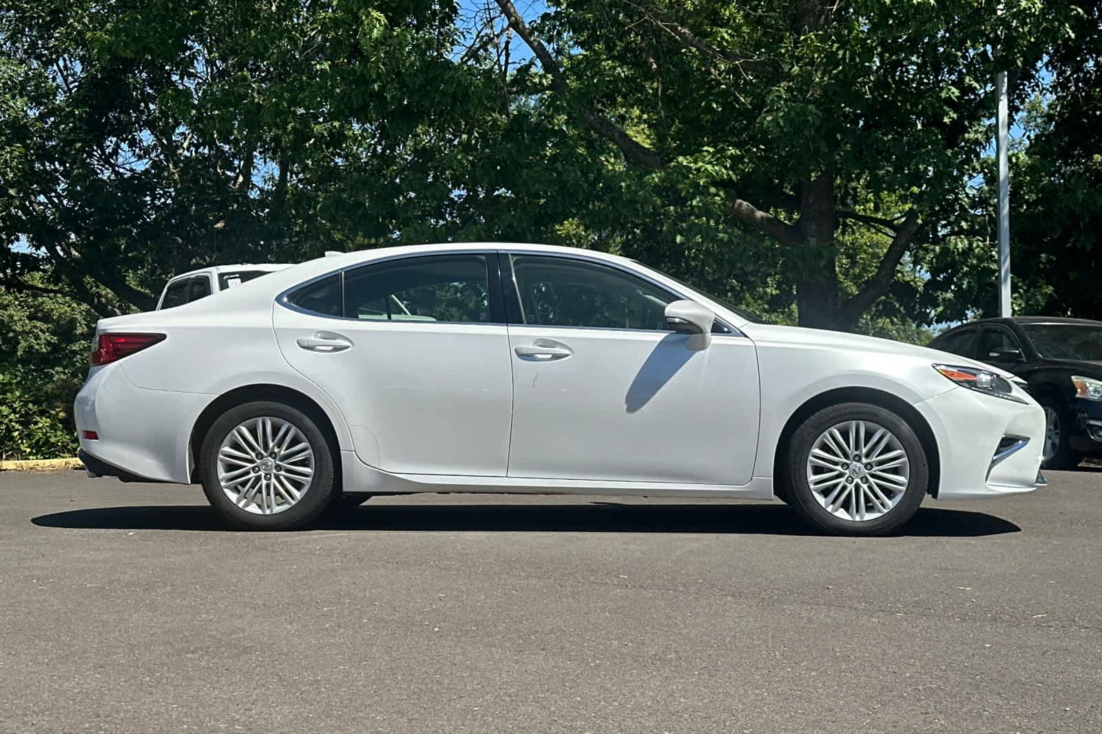Used 2016 Lexus ES 350 FWD image 8