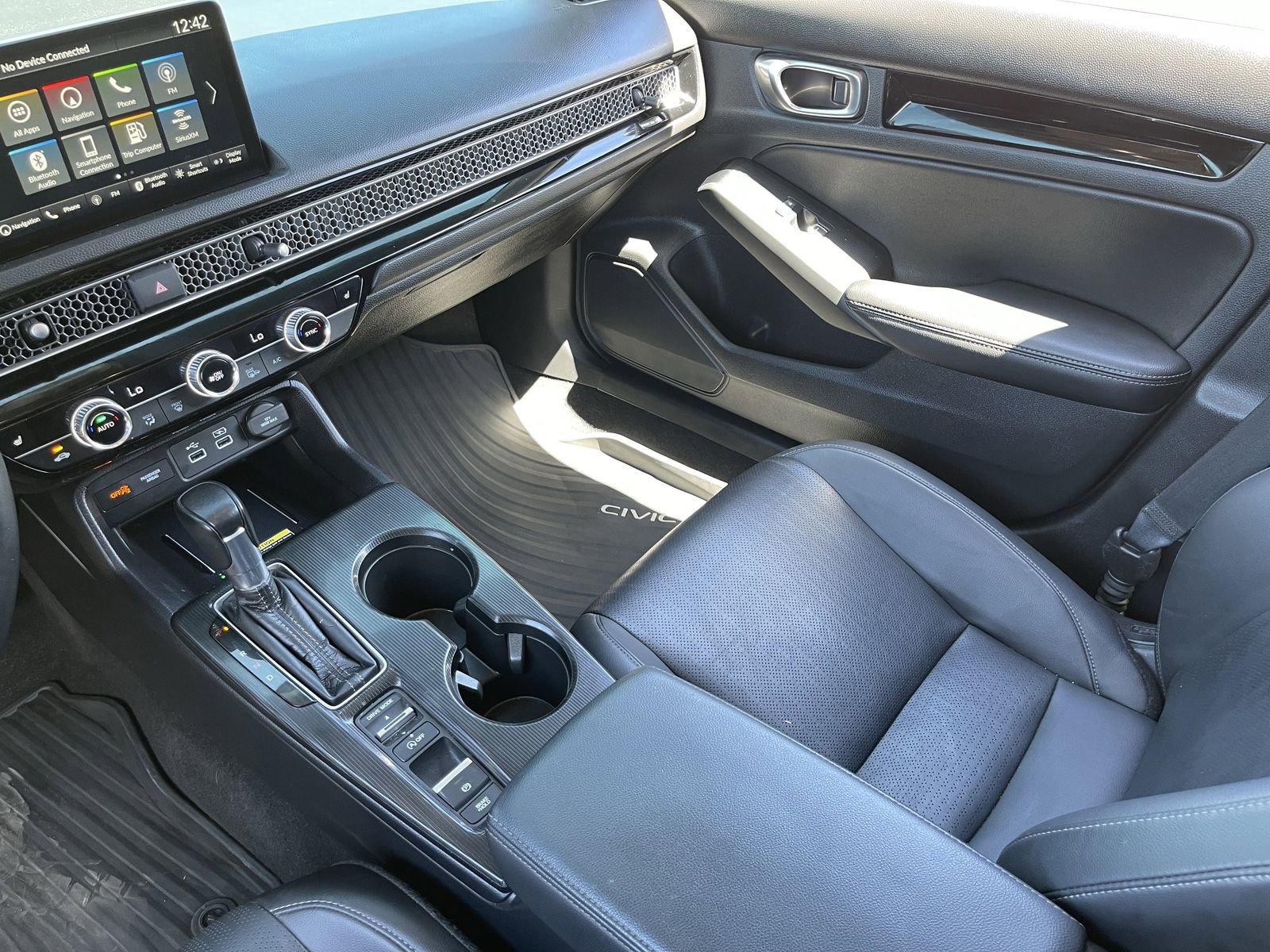 Used 2023 Honda Civic Touring image 18