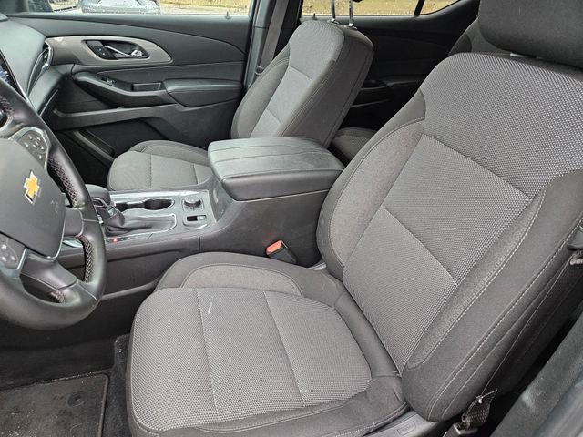 Used 2023 Chevrolet Traverse LT image 10