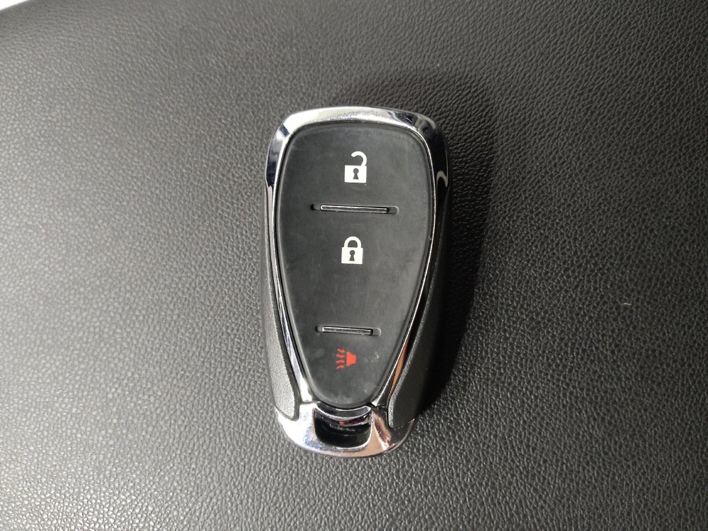 Used 2020 Chevrolet Equinox LS w/ LS Convenience Package image 32