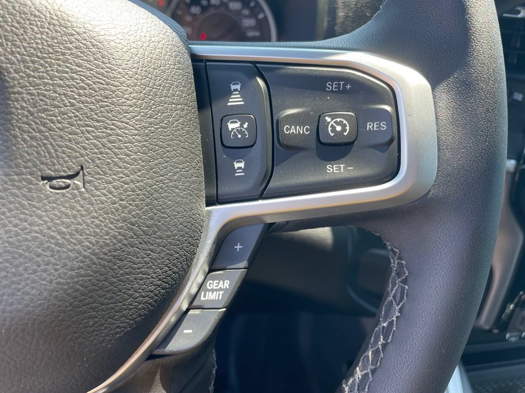 New 2026 RAM 2500 Big Horn AWD/4WD image 30