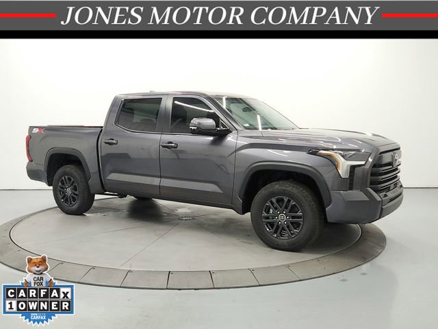 Used 2024 Toyota Tundra SR5 w/ SR5 Convenience Package AWD/4WD image 1