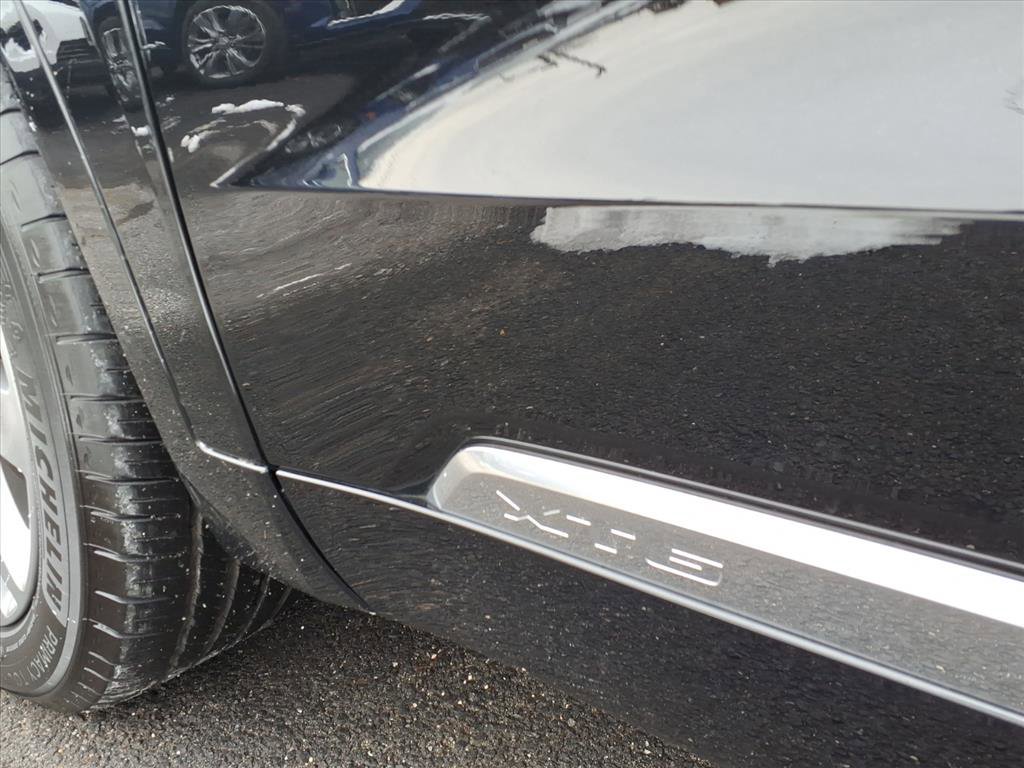 Certified 2024 Cadillac XT6 Premium Luxury w/ LPO, Floor Liner Package image 23