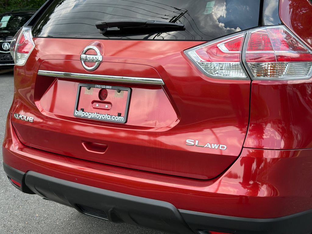 Used 2016 Nissan Rogue SL AWD/4WD image 5