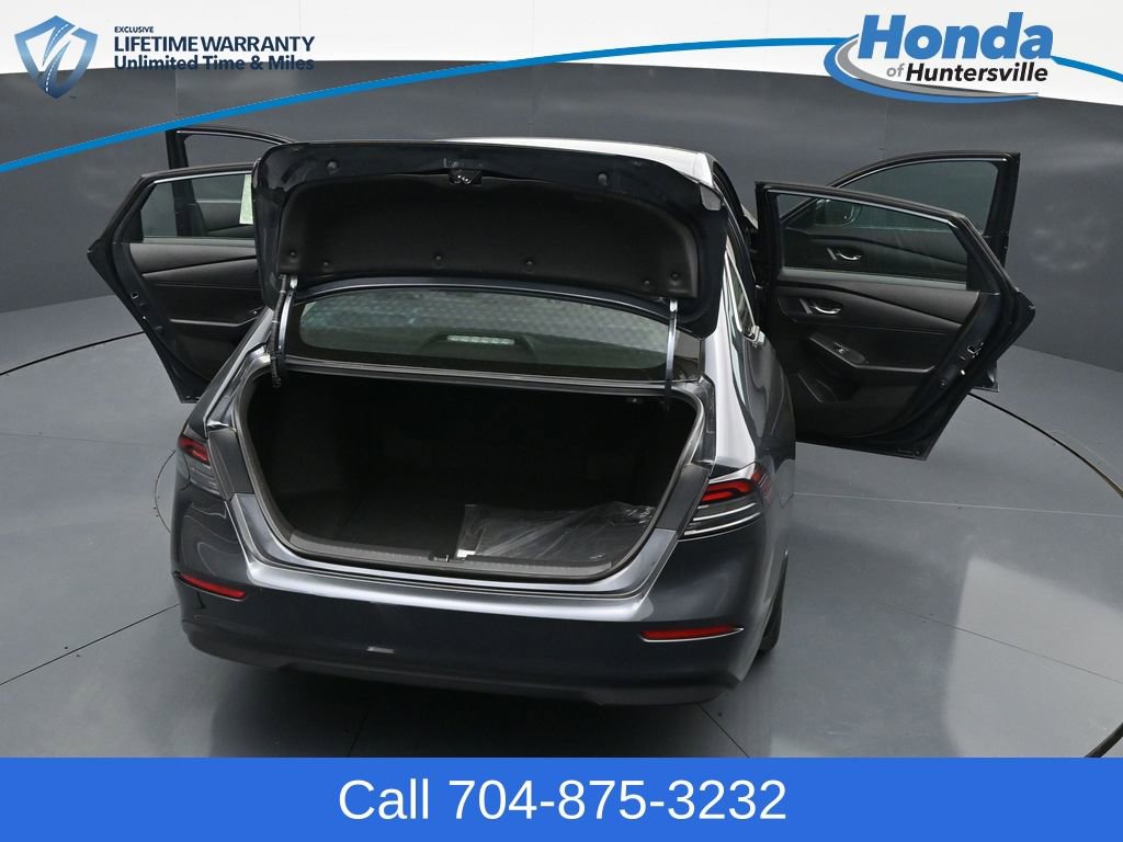 Used 2024 Honda Accord LX image 31
