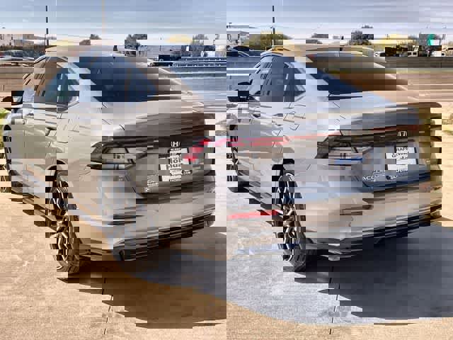 Certified 2025 Honda Accord Touring image 5