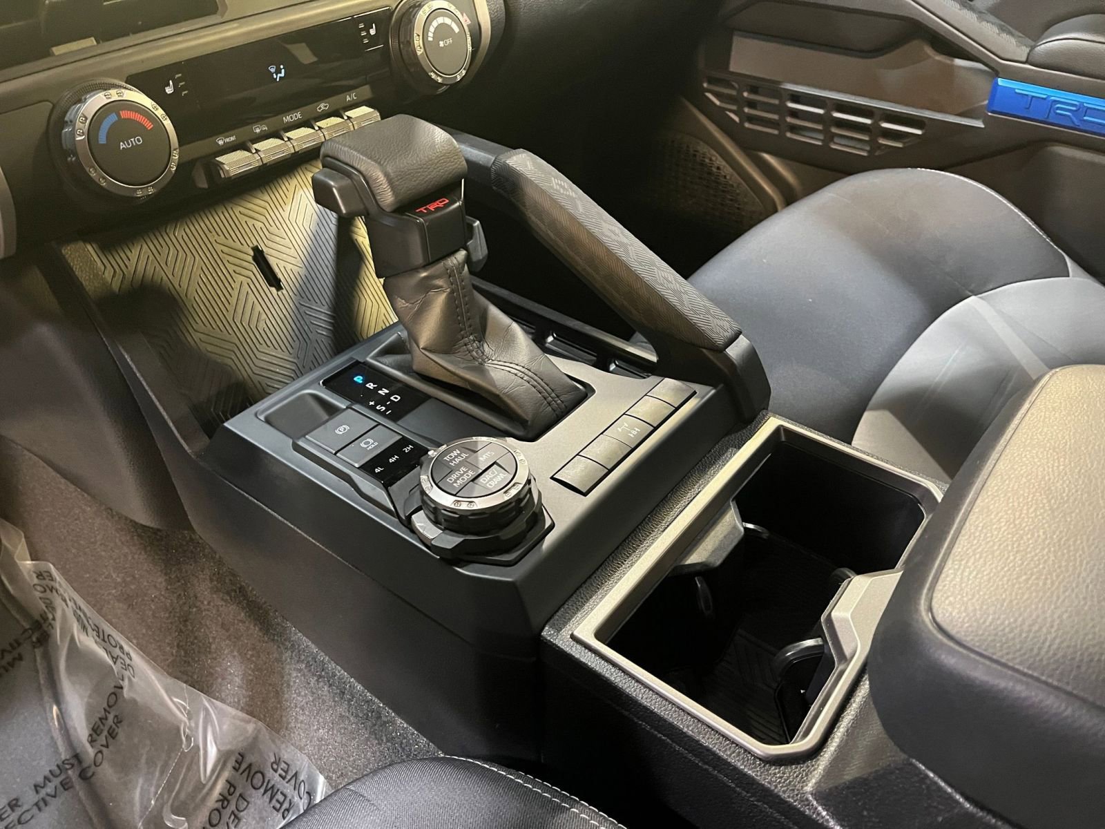 Used 2025 Toyota Tacoma TRD Off-Road image 42