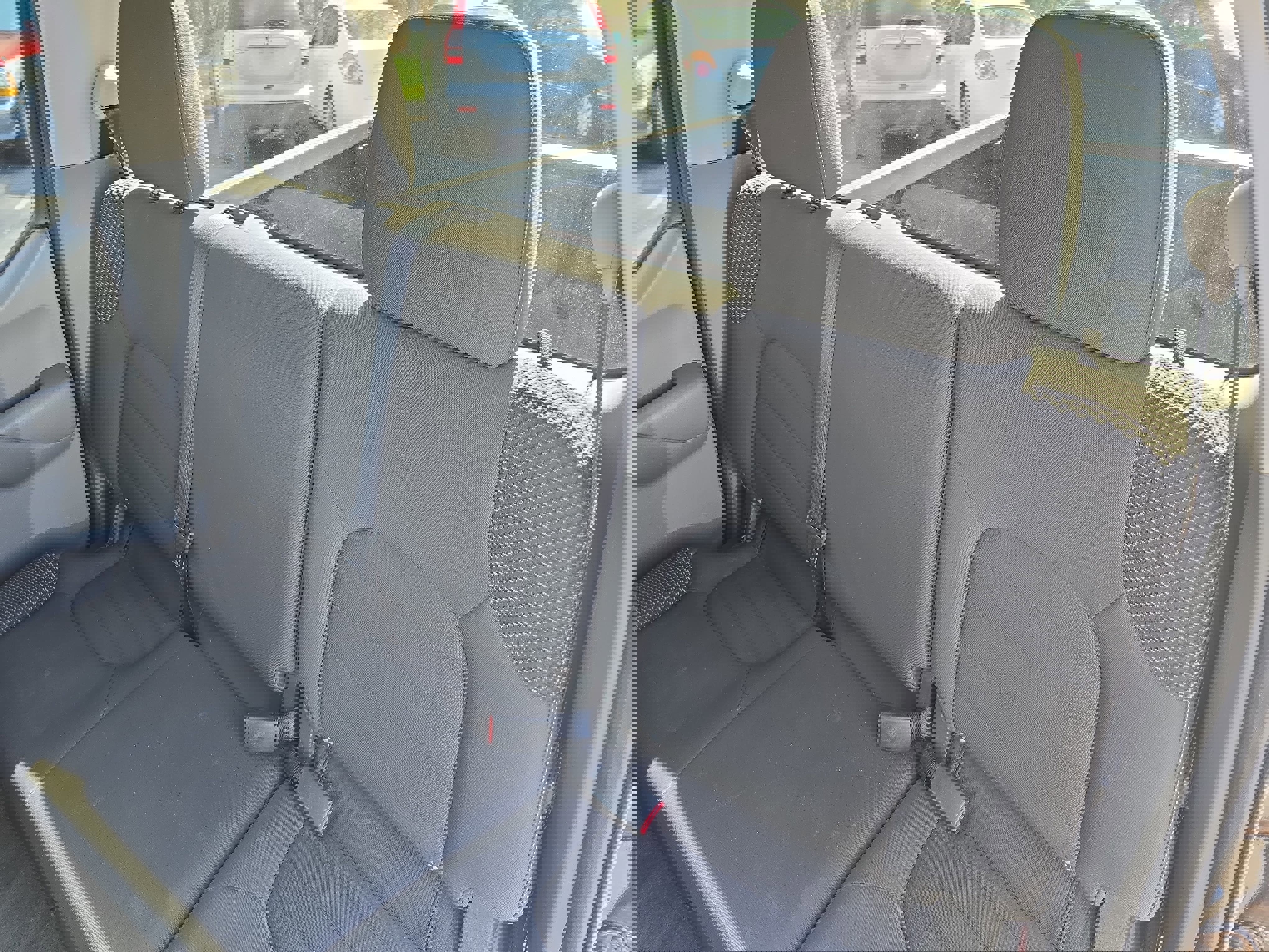 Used 2015 Nissan Frontier Desert Runner image 13