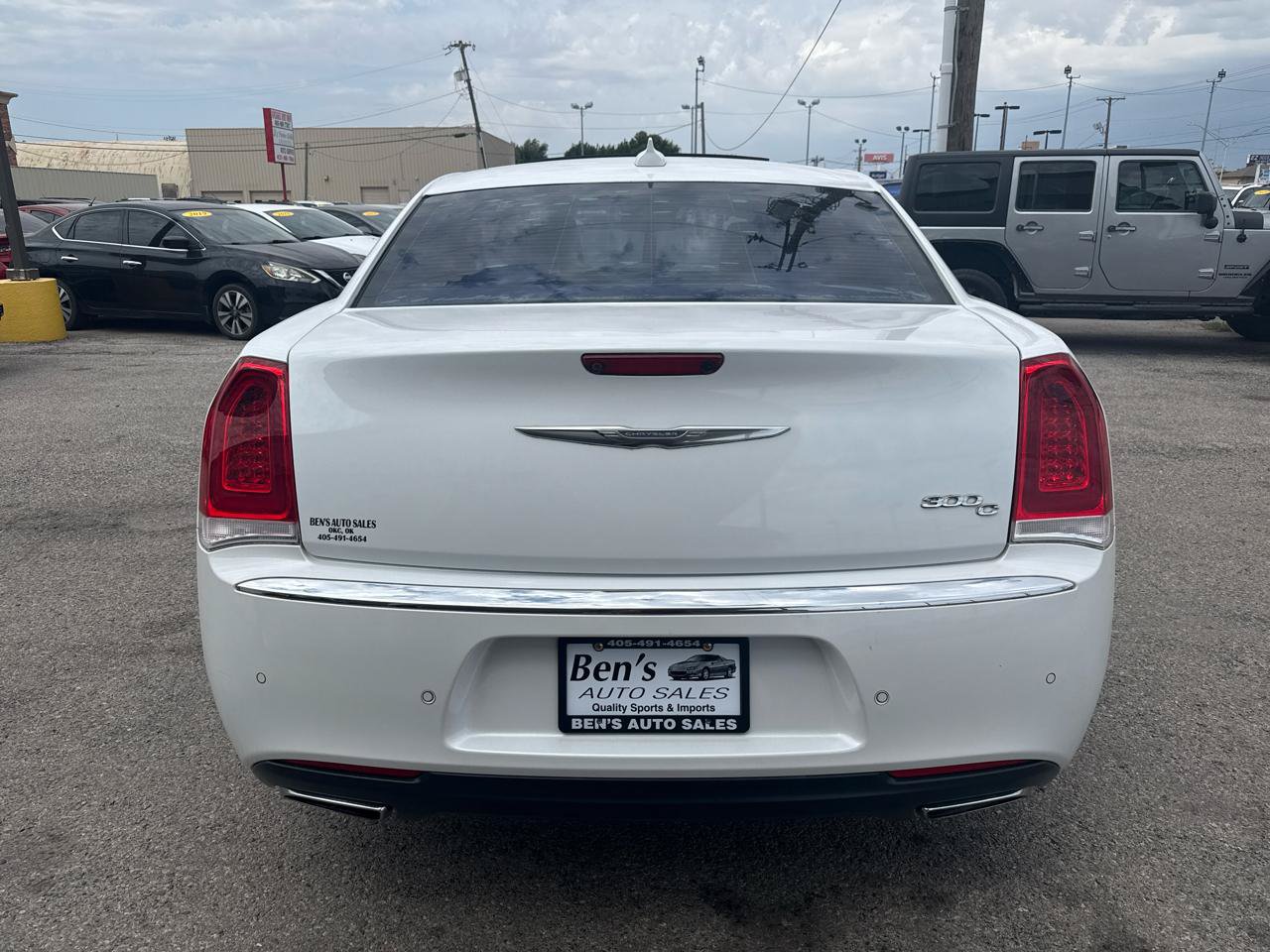 Used 2016 Chrysler 300 C w/ Safetytec Plus Group RWD image 7
