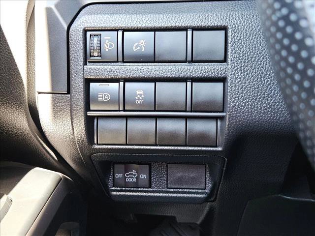 Used 2025 Toyota Tacoma SR w/ SR Upgrade Package RWD image 15