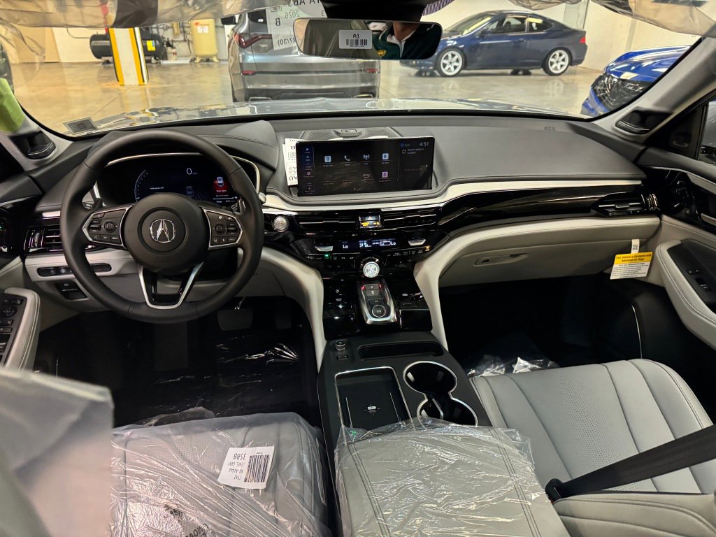 New 2026 Acura MDX w/ Technology Package AWD/4WD image 17