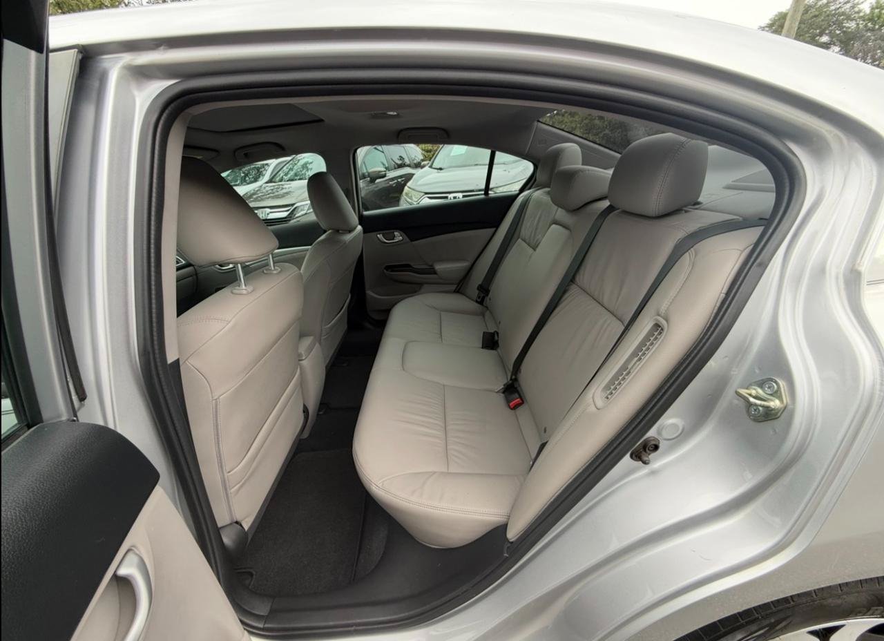 Used 2015 Honda Civic Hybrid Sedan image 13