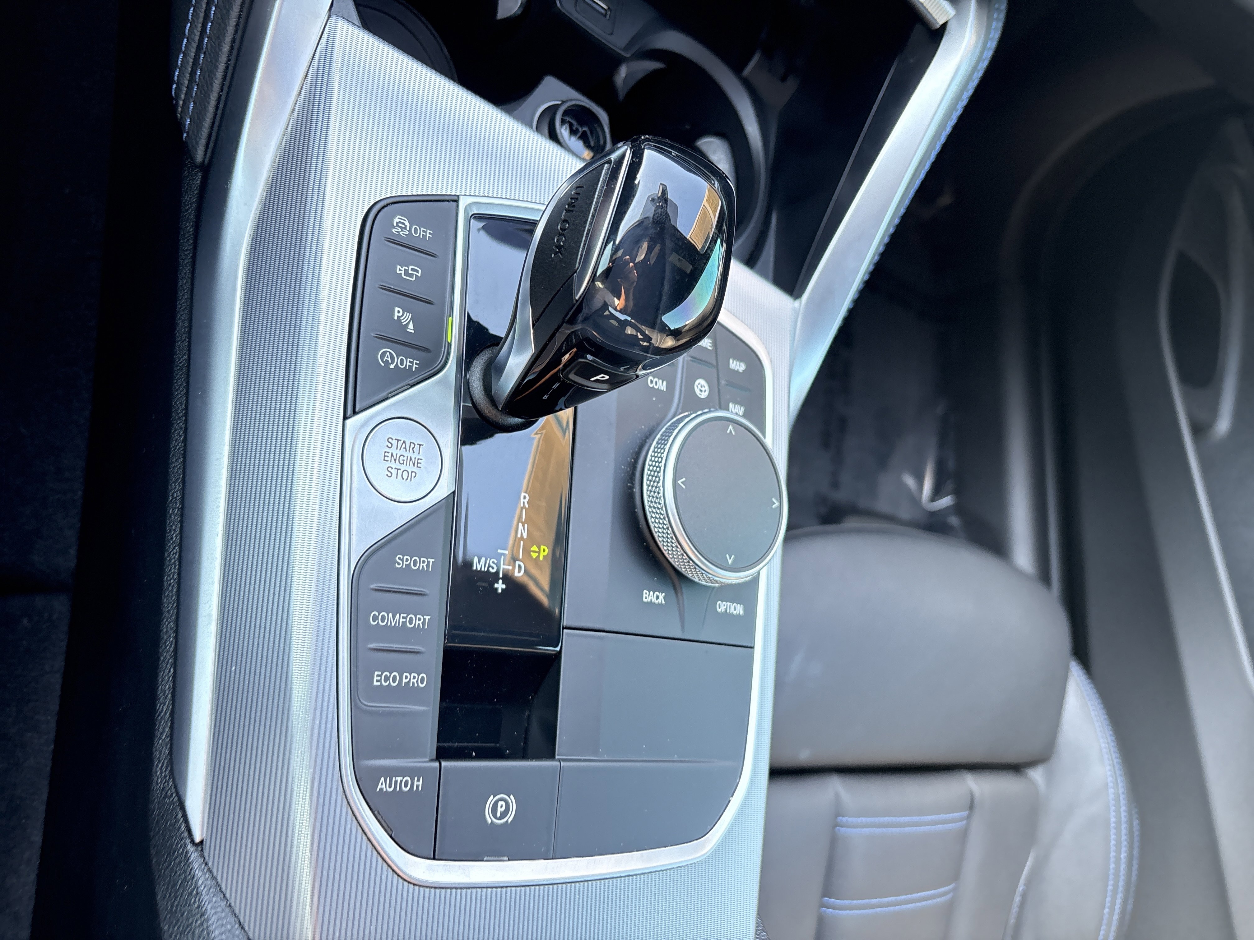 Used 2021 BMW 430i Coupe w/ M Sport Package RWD image 32