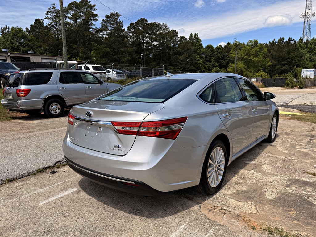 Used 2013 Toyota Avalon Limited FWD image 5