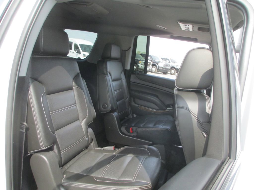 Used 2019 GMC Yukon XL Denali w/ Denali Ultimate Package image 27