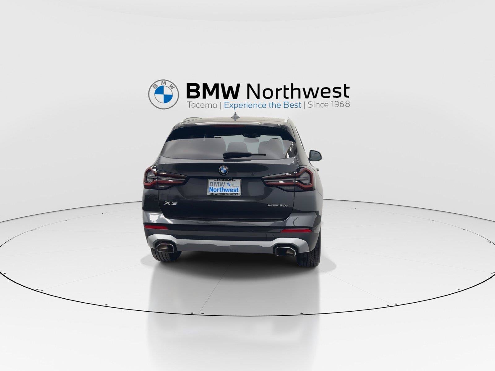 Used 2022 BMW X3 xDrive30i w/ Convenience Package w/ZPA AWD/4WD image 2