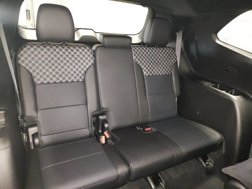 New 2026 GMC Acadia Denali w/ Super Cruise Package image 14