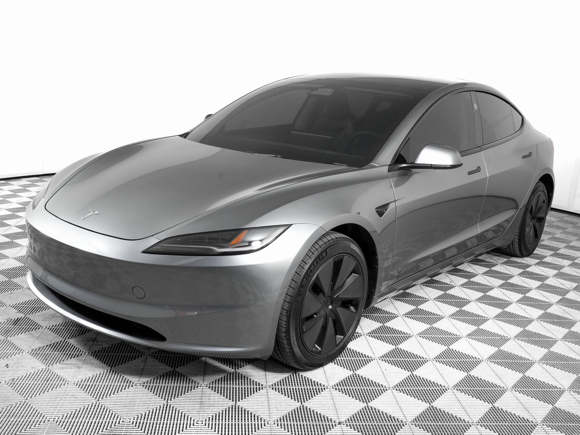 Used 2025 Tesla Model 3 Long Range image 8