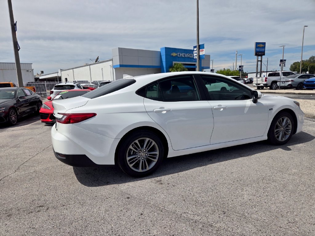 Used 2025 Toyota Camry LE FWD image 15