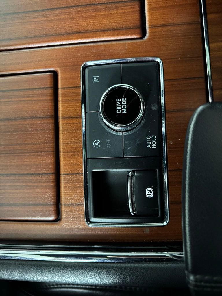 Certified 2023 Lincoln Navigator L Reserve w/ Equipment Group 201A AWD/4WD image 45