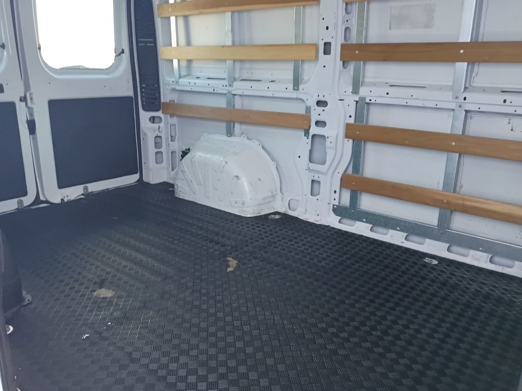 Used 2025 RAM ProMaster 2500 w/ U-Haul Equipment Group FWD image 22