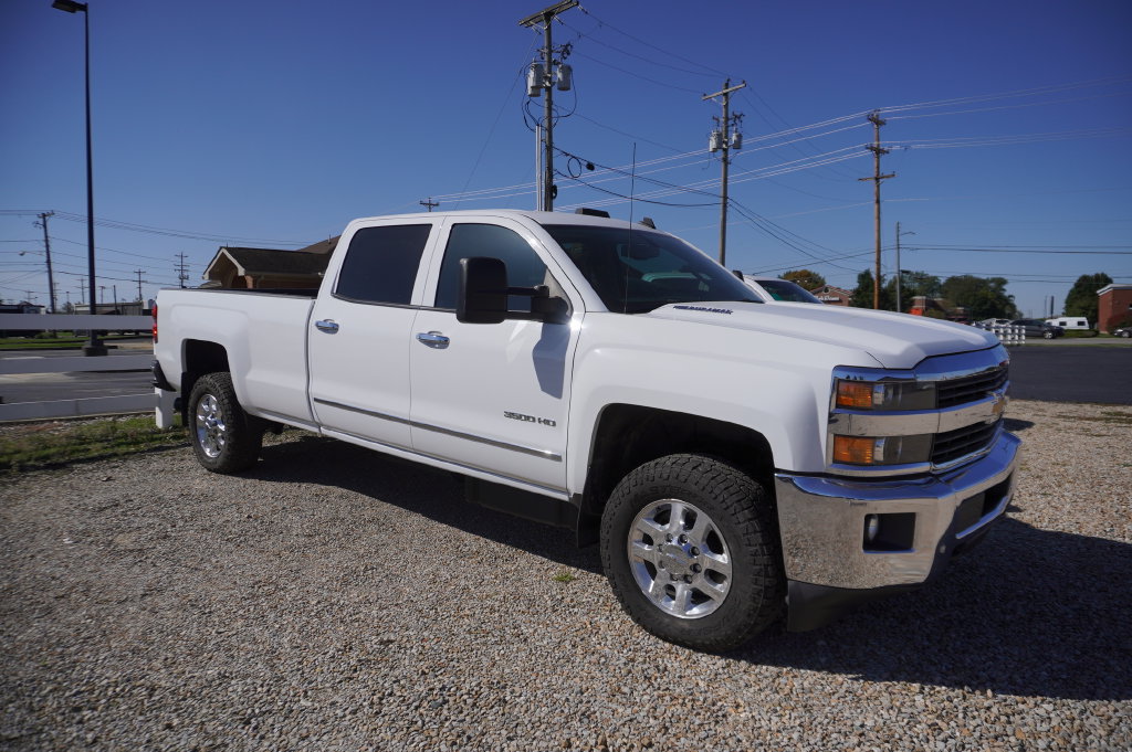 Used 2015 Chevrolet Silverado 3500 LTZ w/ Duramax Plus Package AWD/4WD image 10