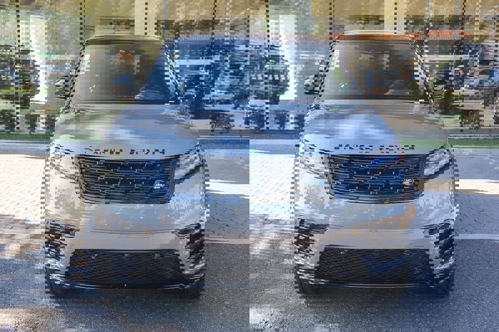 New 2026 Land Rover Range Rover Velar Dynamic SE image 2