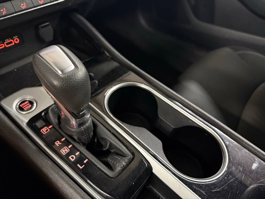 Used 2024 Nissan Altima 2.5 SV image 11