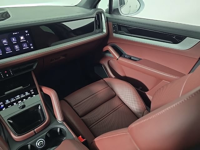 New 2025 Porsche Cayenne S AWD/4WD image 24