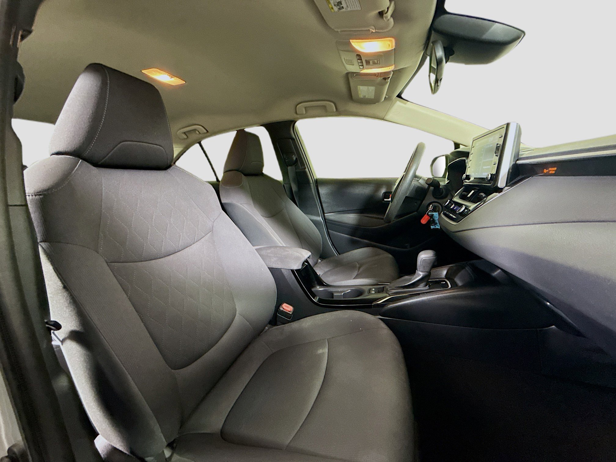 Used 2020 Toyota Corolla LE image 28