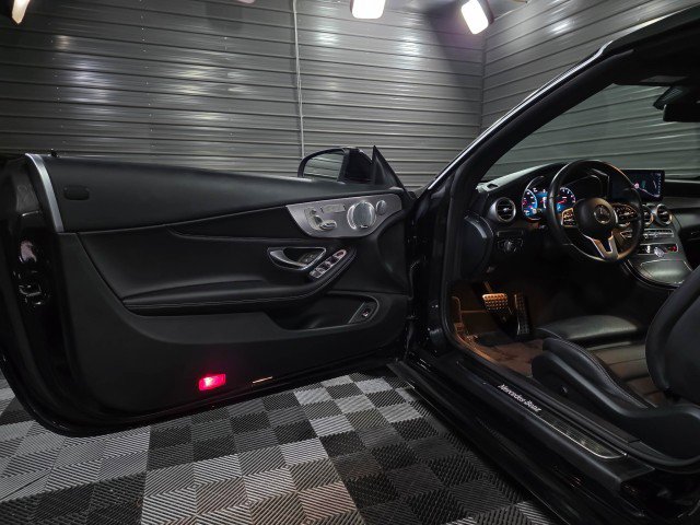 Used 2021 Mercedes-Benz C 300 4MATIC Cabriolet w/ AMG Line image 30