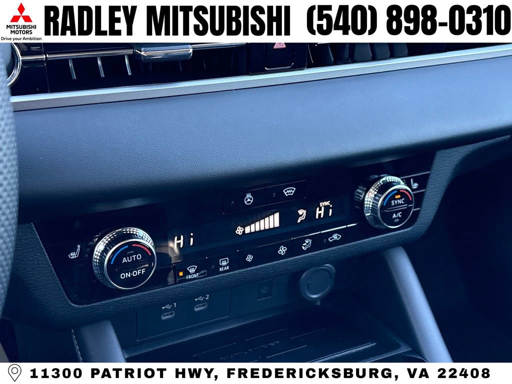 New 2026 Mitsubishi Outlander SE AWD/4WD image 16