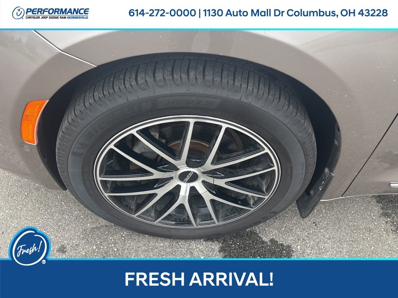 Used 2017 Chrysler Pacifica Limited w/ Advanced Safetytec Group image 10