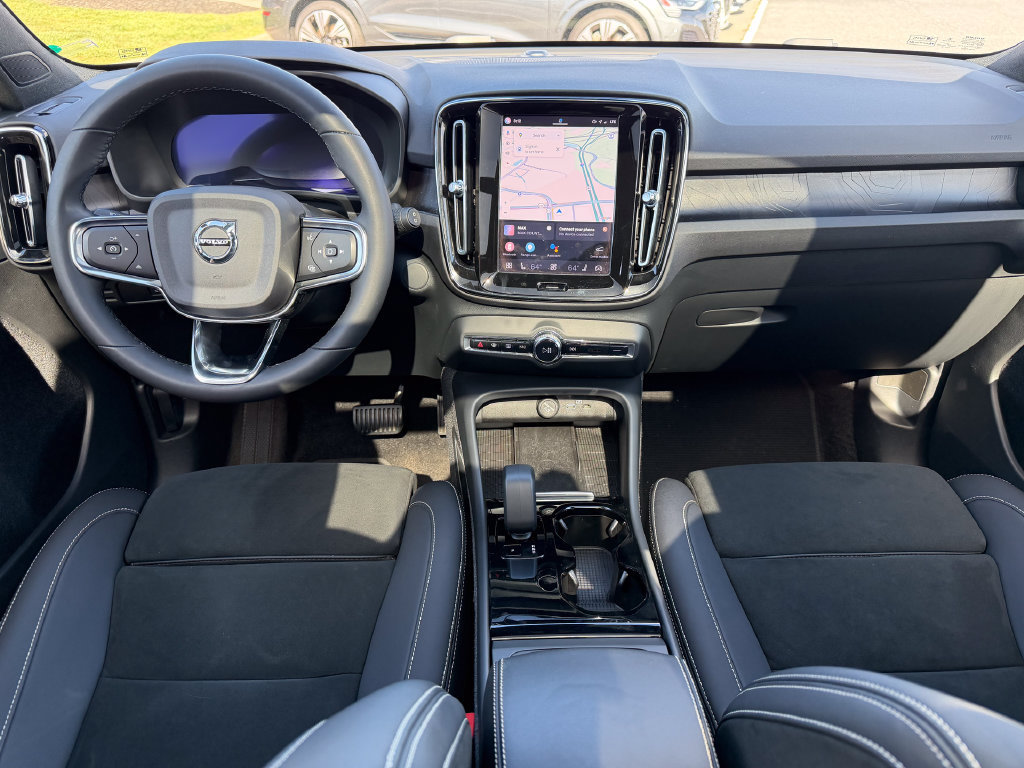 Certified 2023 Volvo XC40 Recharge Plus AWD/4WD image 2