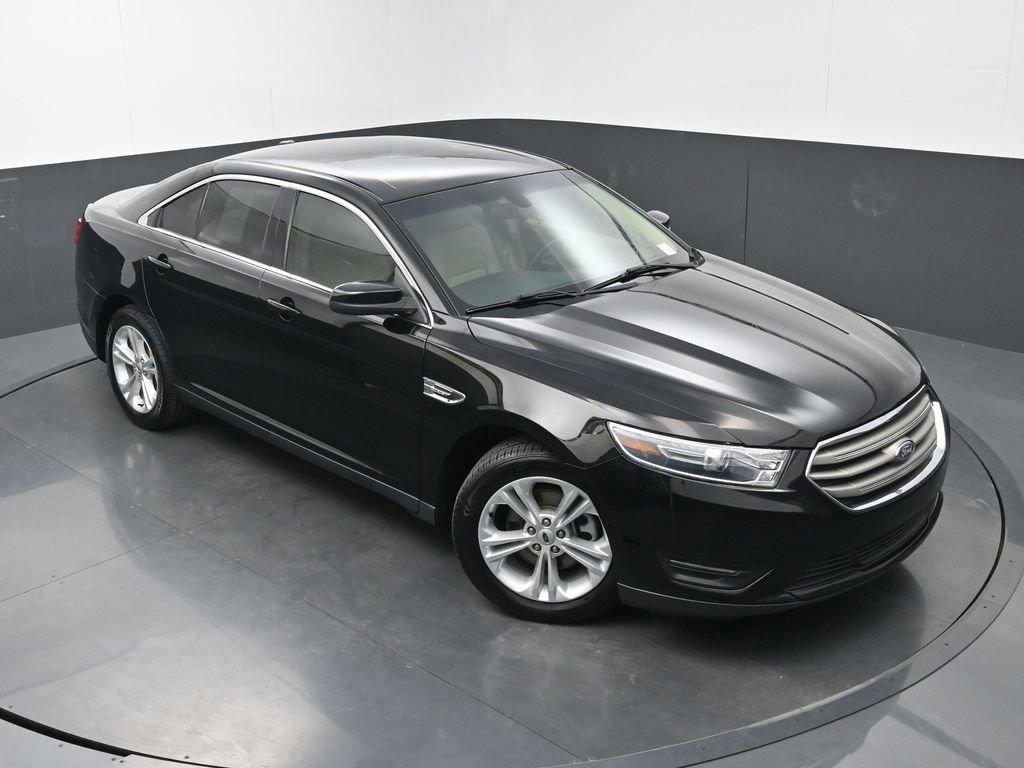 Used 2018 Ford Taurus SEL image 27