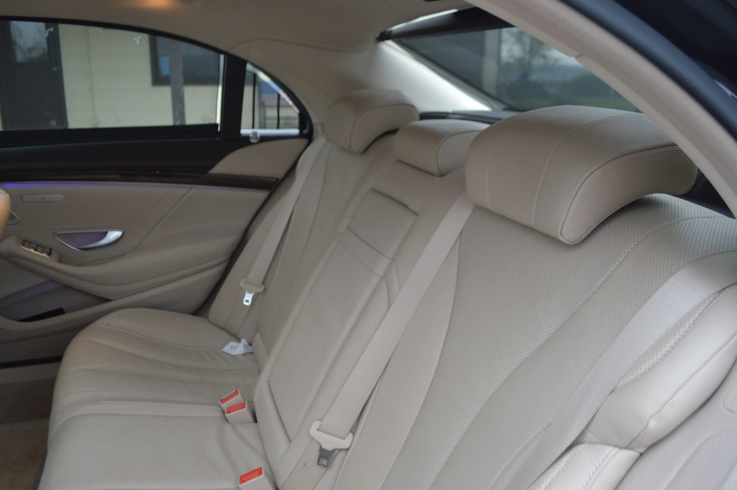 Used 2015 Mercedes-Benz S 550 4MATIC Sedan w/ Premium 1 Package image 28