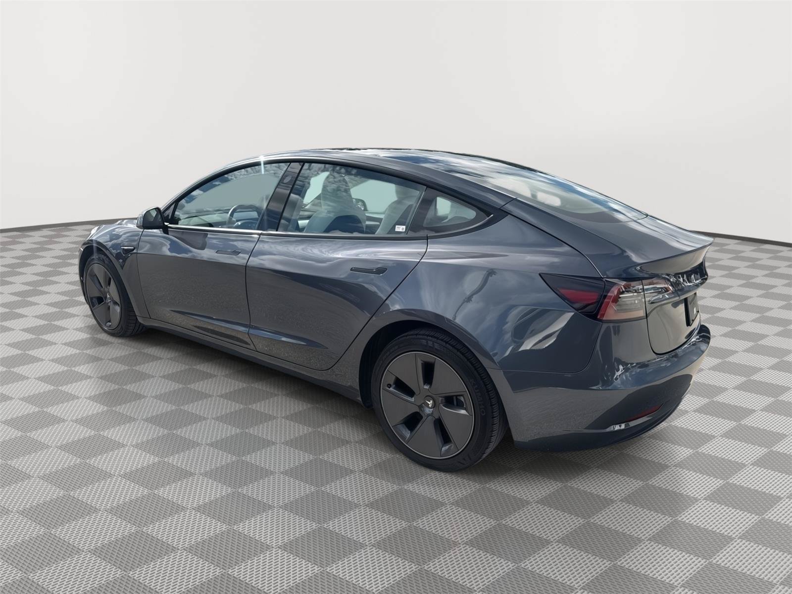 Used 2023 Tesla Model 3 Standard Range RWD image 7
