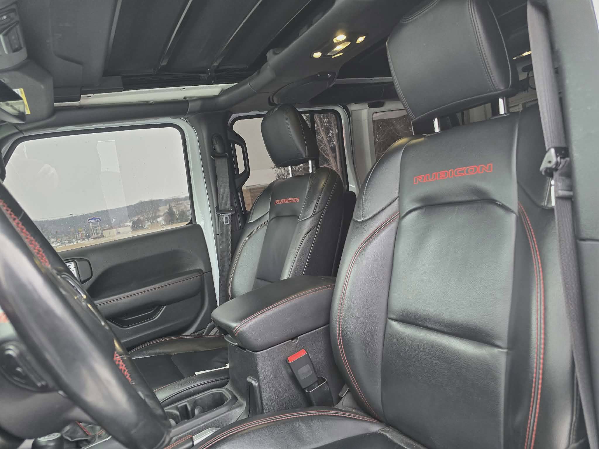 Used 2021 Jeep Wrangler Unlimited Rubicon image 12