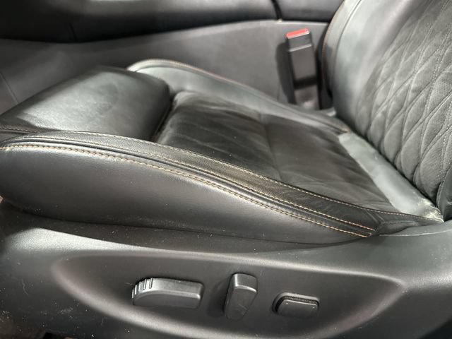 Used 2023 Nissan Maxima SR w/ Sport Mat Group FWD image 18
