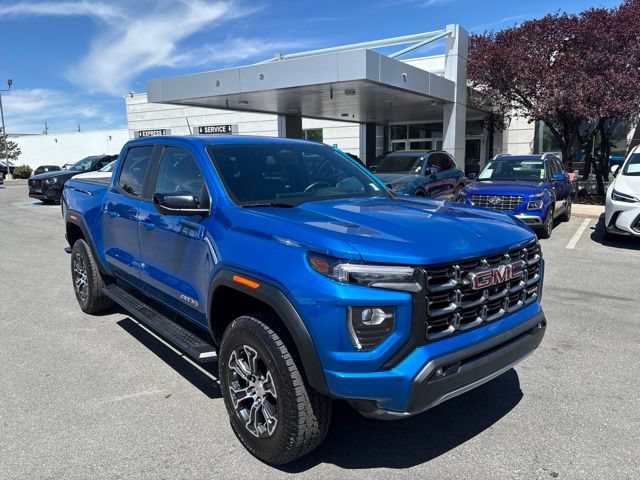 Used 2023 GMC Canyon AT4 w/ AT4 Premium Package AWD/4WD image 4