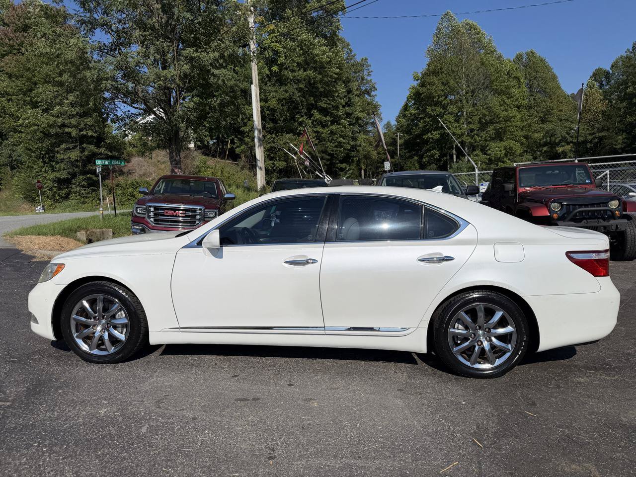 Used 2007 Lexus LS 460 RWD image 4