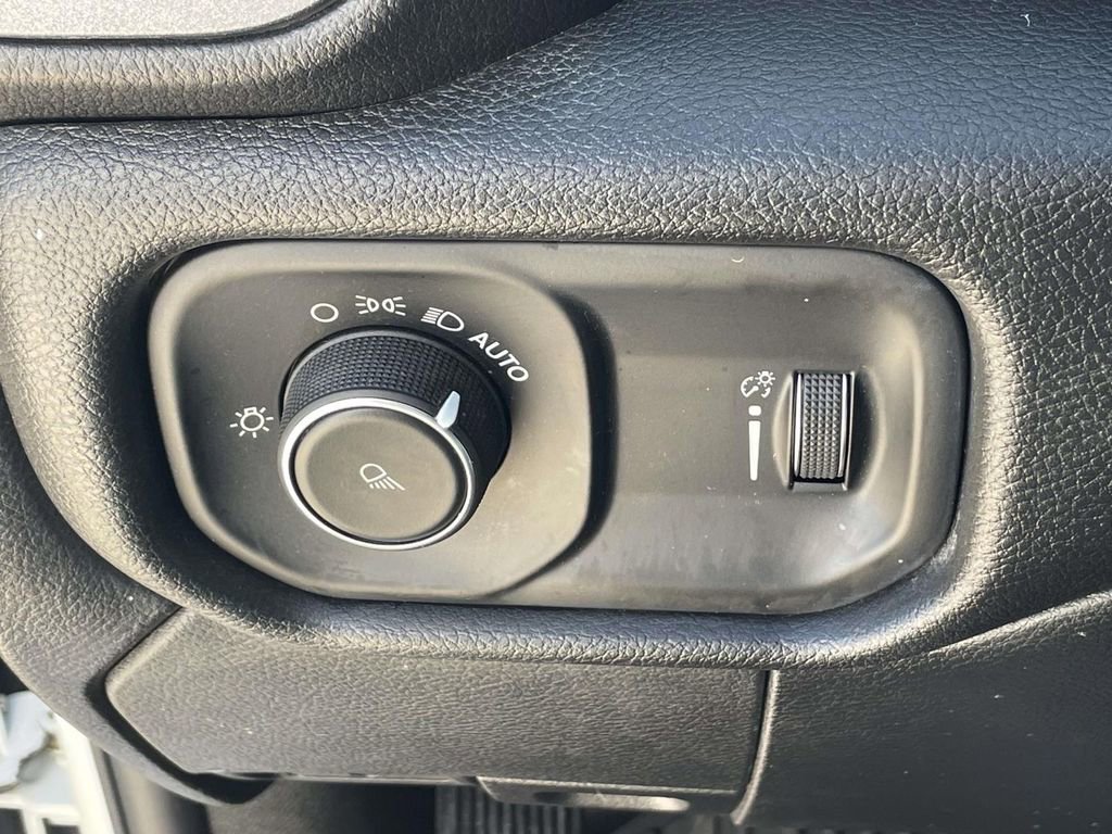 Used 2021 RAM 2500 Tradesman image 17