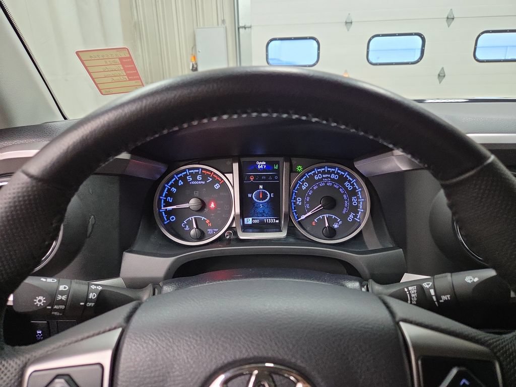Used 2023 Toyota Tacoma SR5 AWD/4WD image 21