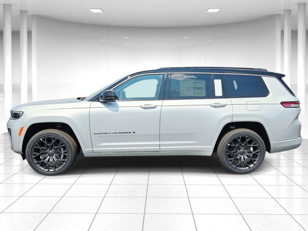 New 2026 Jeep Grand Cherokee L Summit w/ Obsidian Package AWD/4WD image 6
