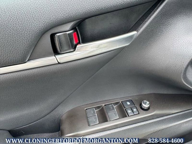 Used 2021 Toyota Camry XSE w/ Navigation Package image 25