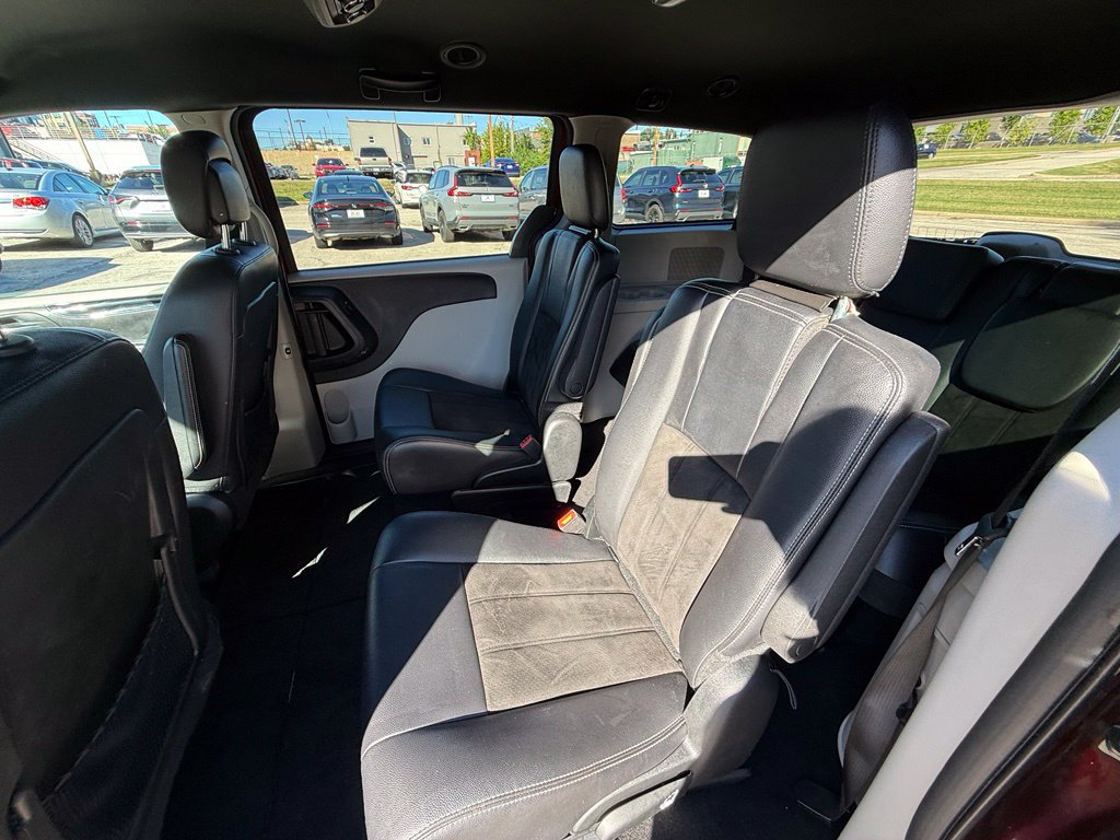 Used 2019 Dodge Grand Caravan SXT FWD image 24