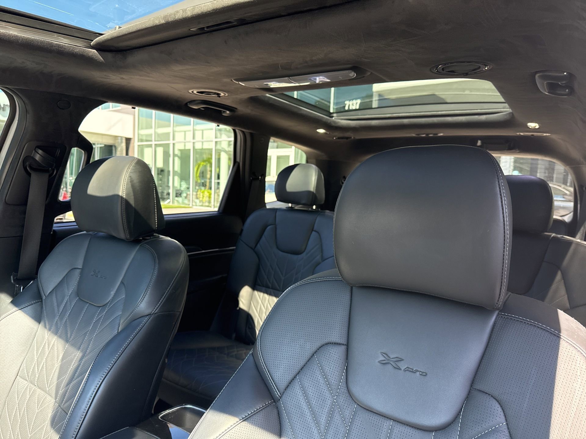 Used 2024 Kia Telluride SX Prestige X-Pro image 16