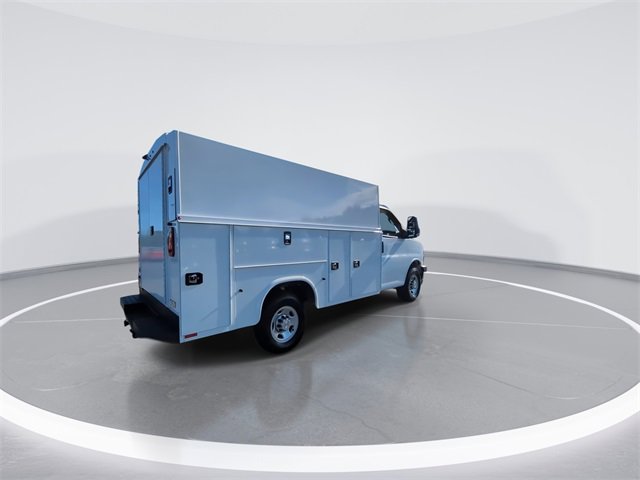 New 2025 Chevrolet Express 3500 w/ Power Convenience Package image 5